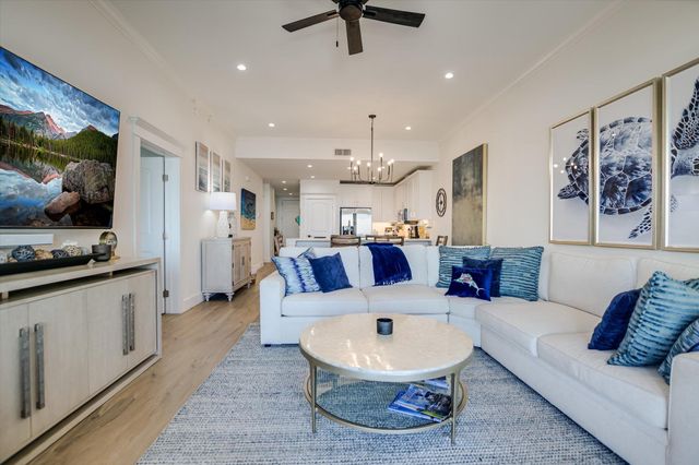 1001 The Cape RD 33, Horseshoe Bay, TX 78657