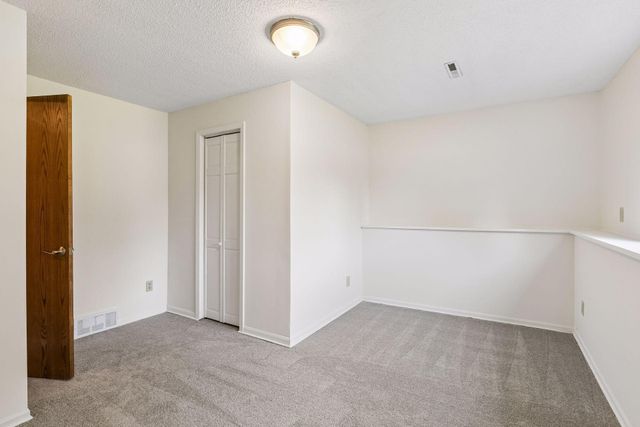 4635 Yorktown Lane N, Plymouth, MN 55442