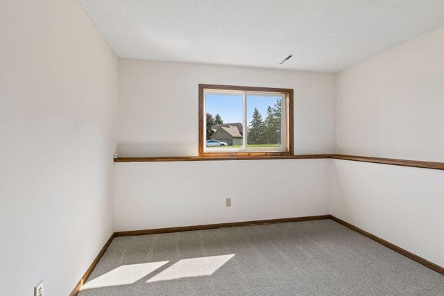 4635 Yorktown Lane N, Plymouth, MN 55442