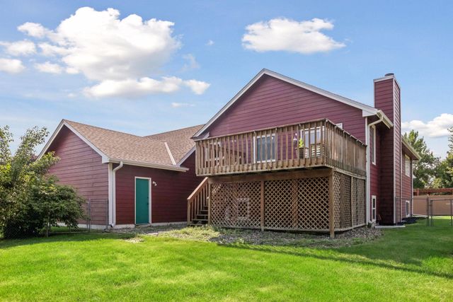 4635 Yorktown Lane N, Plymouth, MN 55442