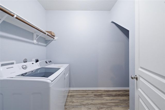 30253 Creekside Drive, Brookshire, TX 77423