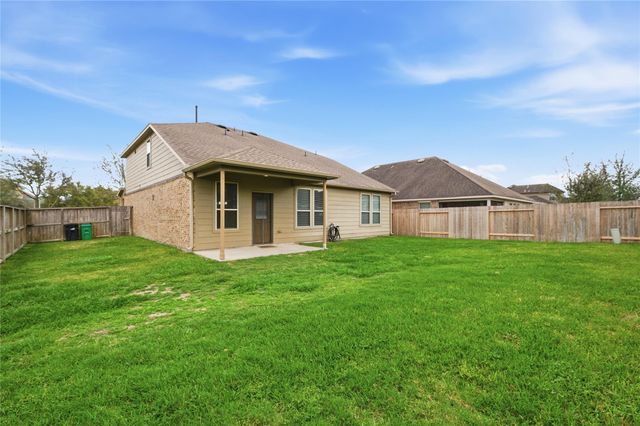 30253 Creekside Drive, Brookshire, TX 77423