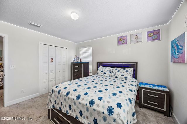 11537 ADMIRAL CV Drive, Jacksonville, FL 32221