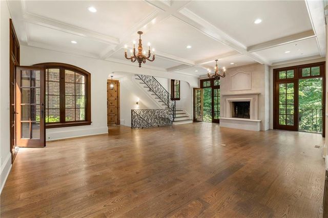 35 Valley Road NW, Atlanta, GA 30305