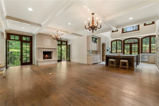 35 Valley Road NW, Atlanta, GA 30305
