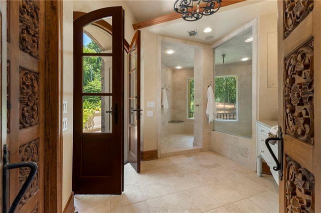 35 Valley Road NW, Atlanta, GA 30305