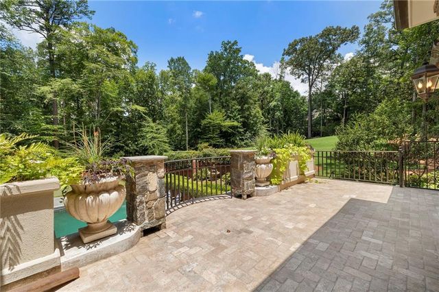 35 Valley Road NW, Atlanta, GA 30305