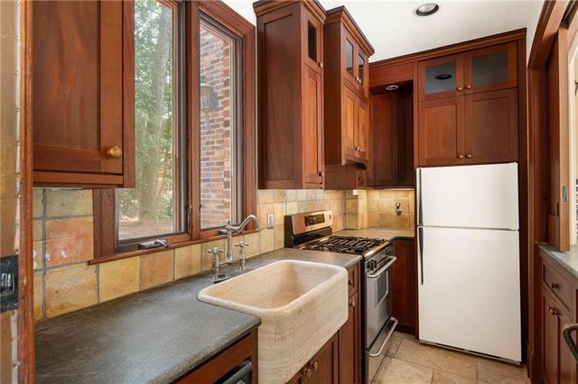 35 Valley Road NW, Atlanta, GA 30305