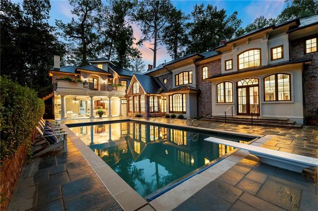 35 Valley Road NW, Atlanta, GA 30305