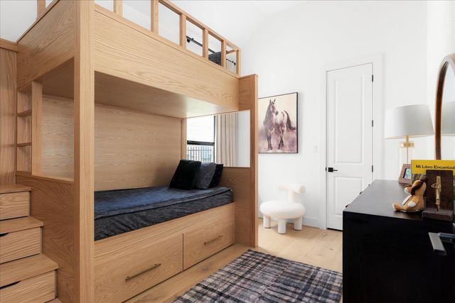 482 Running Bird RD, Austin, TX 78737