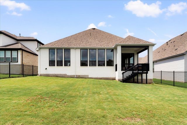 482 Running Bird RD, Austin, TX 78737