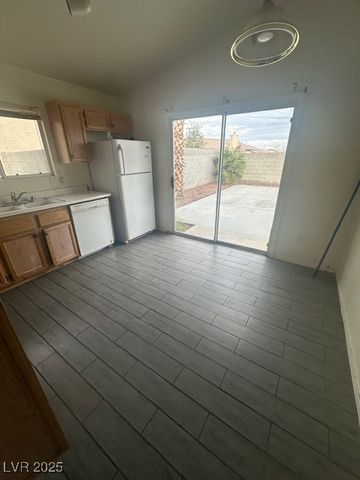 2510 Country Orchard Street, North Las Vegas, NV 89030