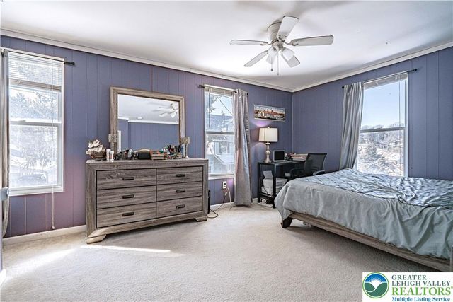 622 Scholl Avenue, Salisbury Twp, PA 18015