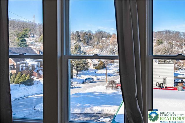 622 Scholl Avenue, Salisbury Twp, PA 18015