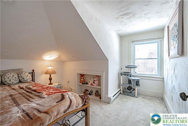 622 Scholl Avenue, Salisbury Twp, PA 18015