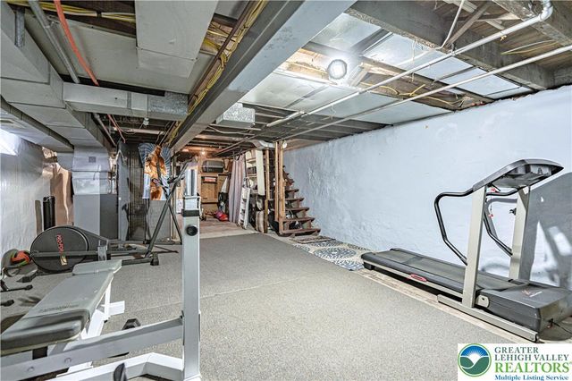 622 Scholl Avenue, Salisbury Twp, PA 18015