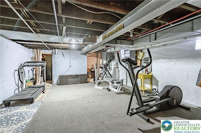 622 Scholl Avenue, Salisbury Twp, PA 18015