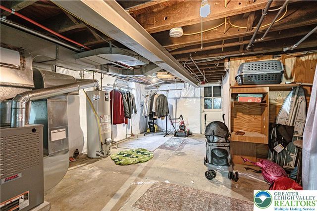 622 Scholl Avenue, Salisbury Twp, PA 18015