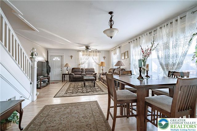 622 Scholl Avenue, Salisbury Twp, PA 18015