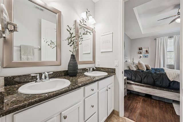 8061 PRESTBURY DRIVE, Orlando, FL 32832
