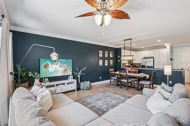 8061 PRESTBURY DRIVE, Orlando, FL 32832