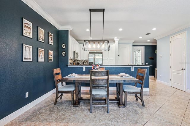 8061 PRESTBURY DRIVE, Orlando, FL 32832