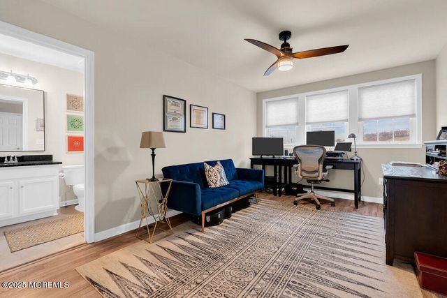 24 Lighthouse Pt Road, Highlands, NJ 07732