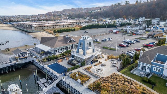 24 Lighthouse Pt Road, Highlands, NJ 07732