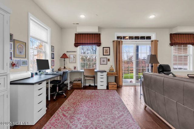 24 Lighthouse Pt Road, Highlands, NJ 07732