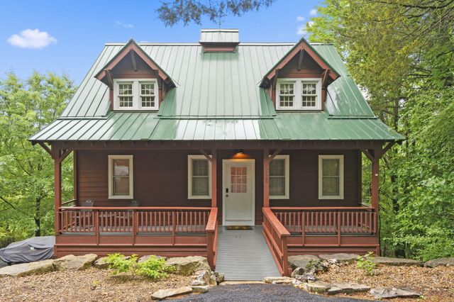 236 Crooked Lane, Blue Eye, MO 65611