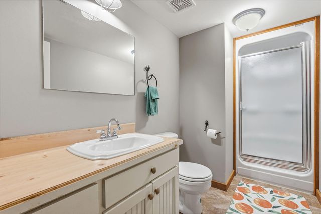 236 Crooked Lane, Blue Eye, MO 65611