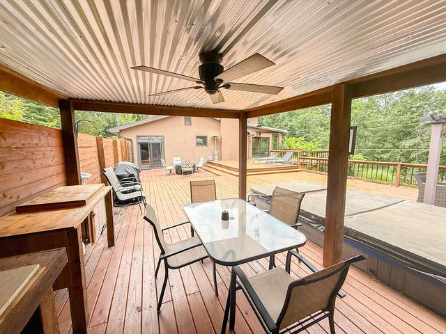 6700 S HILL CREEK RD, Columbia, MO 65203