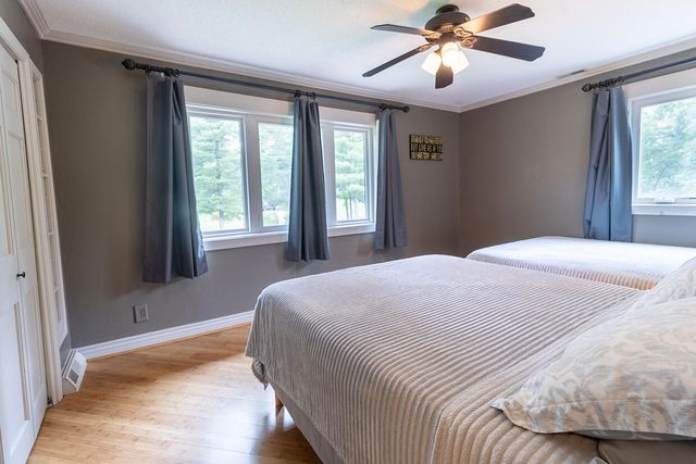 6700 S HILL CREEK RD, Columbia, MO 65203