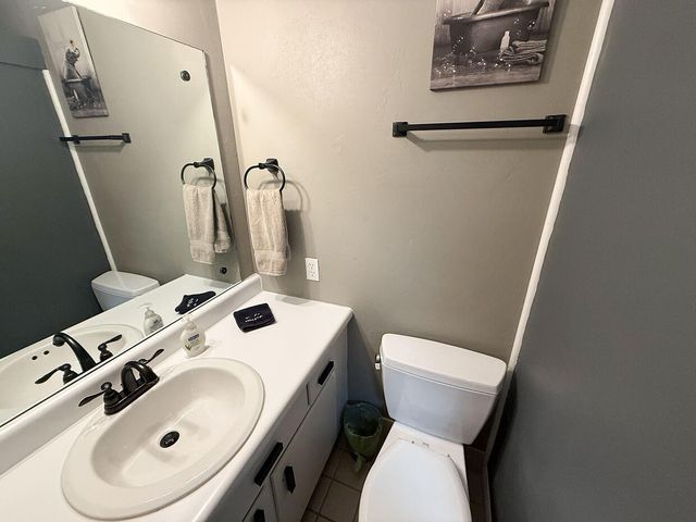 6700 S HILL CREEK RD, Columbia, MO 65203