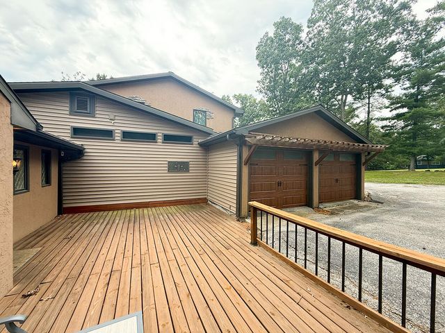 6700 S HILL CREEK RD, Columbia, MO 65203