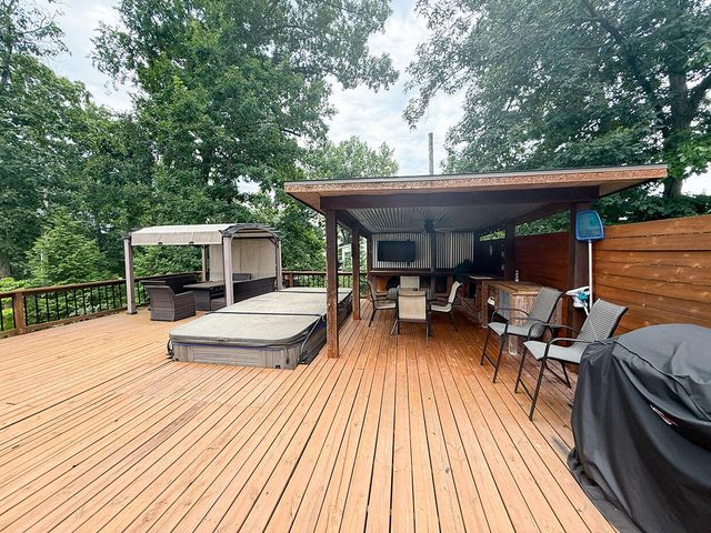 6700 S HILL CREEK RD, Columbia, MO 65203