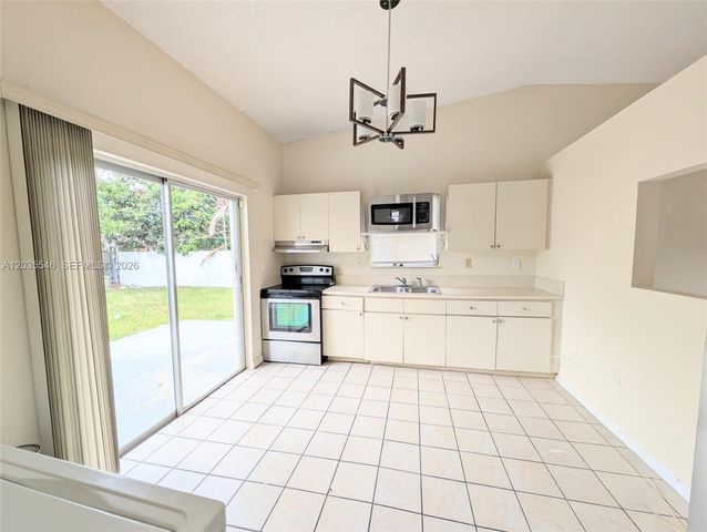15945 SW 304th St ., Homestead, FL 33033