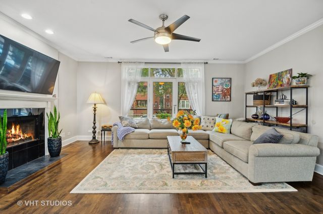 2339 W Rice Street C, Chicago, IL 60622