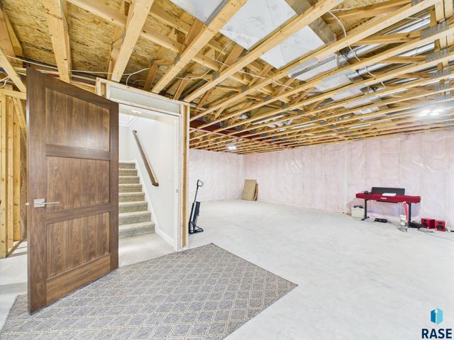 4205 S Poppies Ave, Sioux Falls, SD 57110