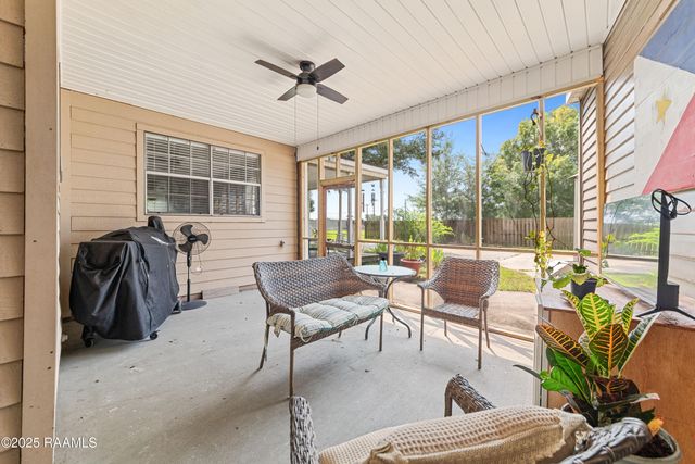 123 Lockfield Lane, Scott, LA 70583