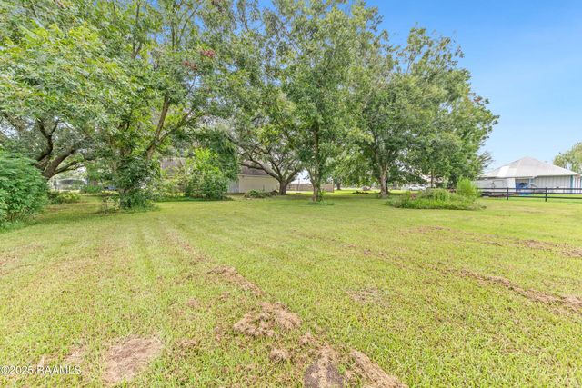 123 Lockfield Lane, Scott, LA 70583