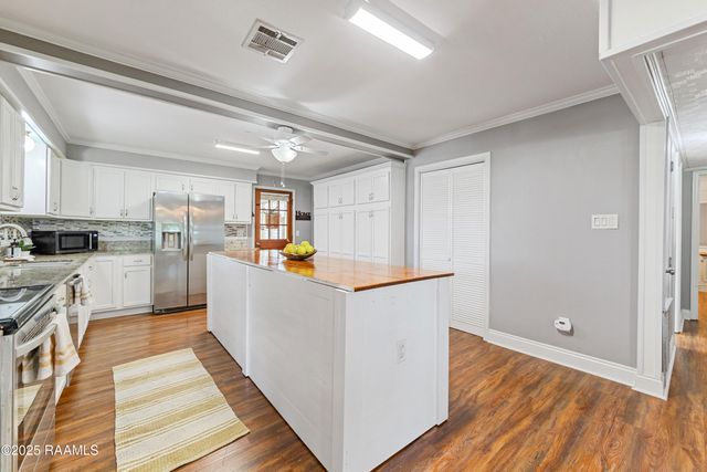 123 Lockfield Lane, Scott, LA 70583