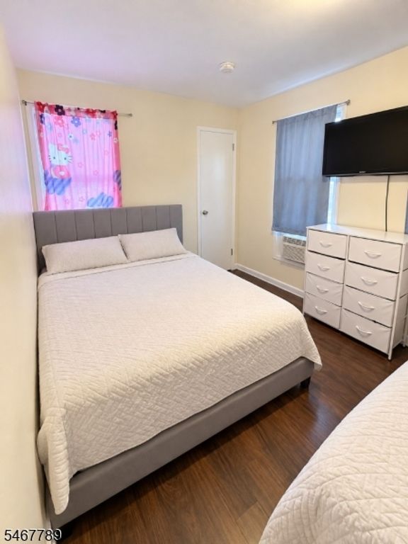 521 E 2Nd St, Bound Brook Boro, NJ 08805 — photo 2