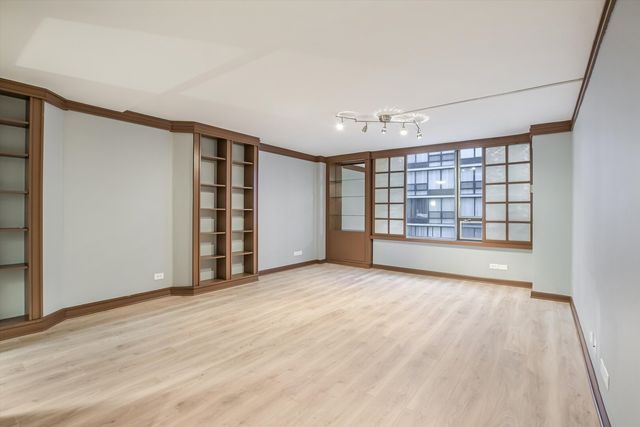 233 E Erie Street 1610, Chicago, IL 60611