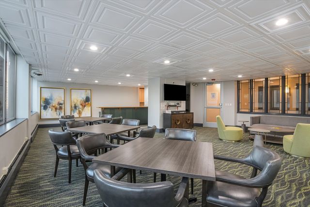 233 E Erie Street 1610, Chicago, IL 60611