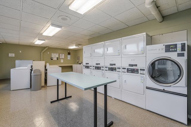 233 E Erie Street 1610, Chicago, IL 60611