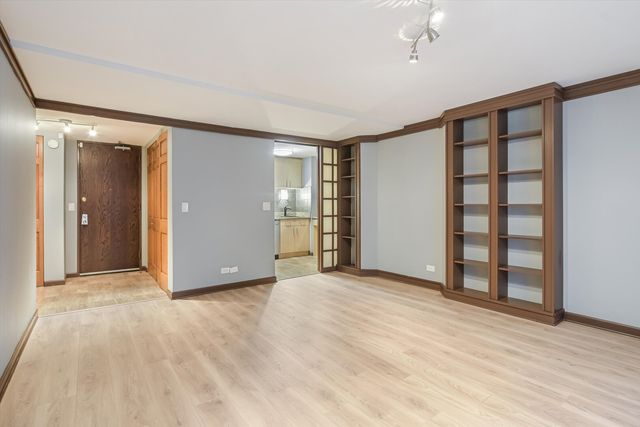 233 E Erie Street 1610, Chicago, IL 60611