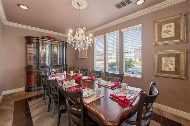 5733 W Babcock Avenue, Visalia, CA 93291