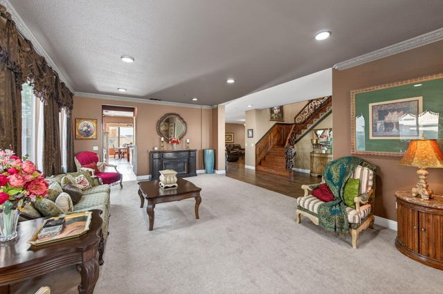 5733 W Babcock Avenue, Visalia, CA 93291