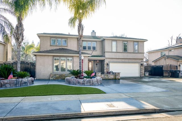 5733 W Babcock Avenue, Visalia, CA 93291